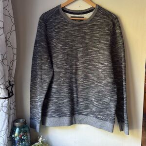 Abercrombie and Fitch men’s boucle sweatshirt size large navy blue cozy warm fal